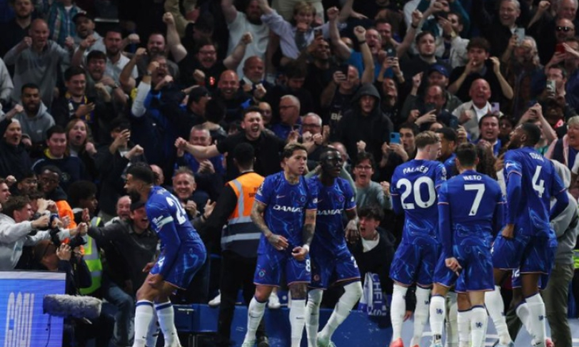 Cucurella ghi bàn thắng duy nhất giúp Chelsea đánh bại Man United