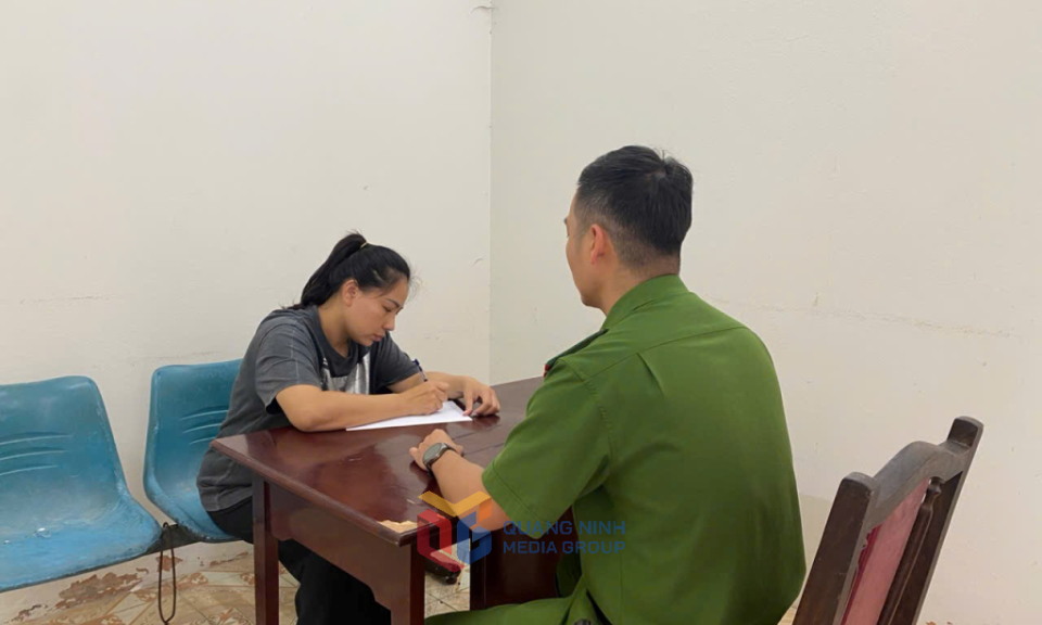 Bắt đối tượng cho vay lãi lên tới mức 183% đến 365%/năm tại Cẩm Phả