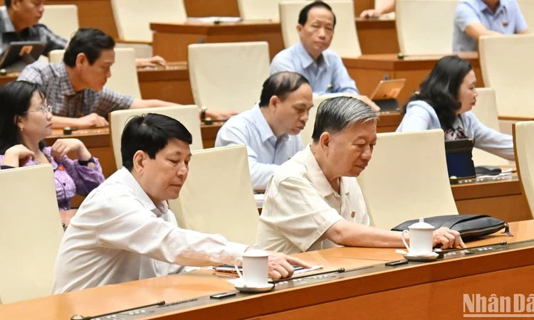 Quốc hội thông qua Nghị quyết về một số cơ chế, chính sách đặc biệt phát triển kinh tế tư nhân