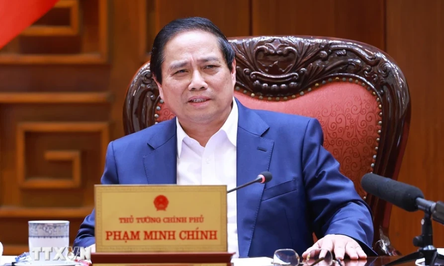 Thủ tướng chủ trì họp xây dựng dự thảo nghị quyết về y tế, giáo dục