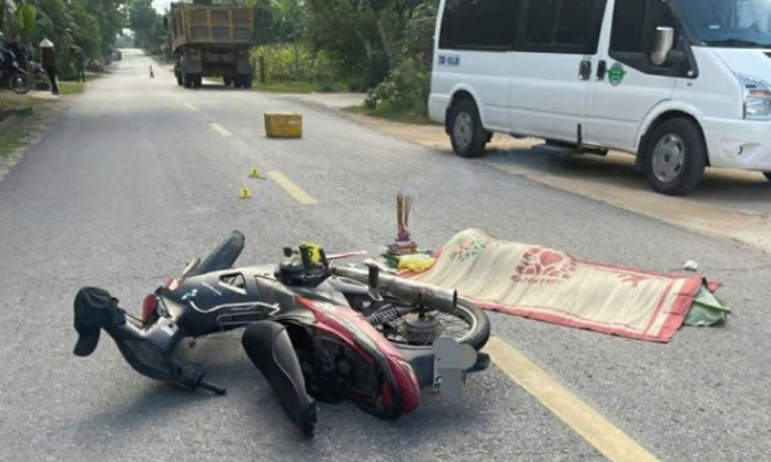 Va chạm liên hoàn trên Quốc lộ 15, một người tử vong tại chỗ