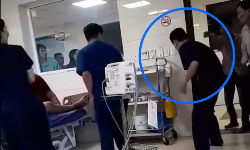 Xử phạt 35 triệu đồng với đối tượng gào chửi, đấm đạp nhân viên y tế