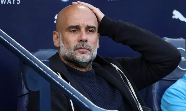 Guardiola dọa nghỉ việc, yêu cầu Man City phải thu gọn đội hình