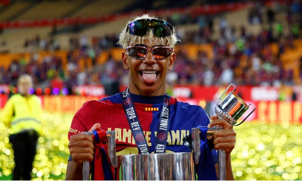 Lamine Yamal gia hạn Barca đến 2030, lương đạt đỉnh 70 triệu USD/năm