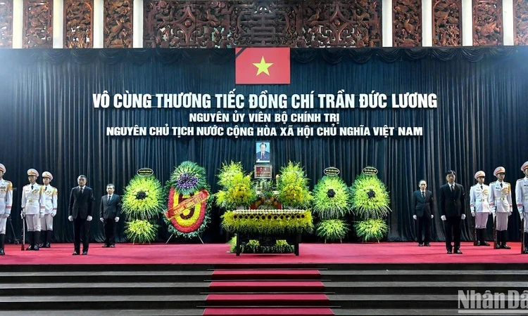 Cử hành trọng thể Lễ Quốc tang nguyên Chủ tịch nước Trần Đức Lương