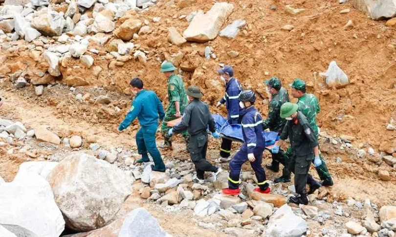 Bộ Nội vụ yêu cầu 'siết' an toàn lao động trong mùa mưa bão