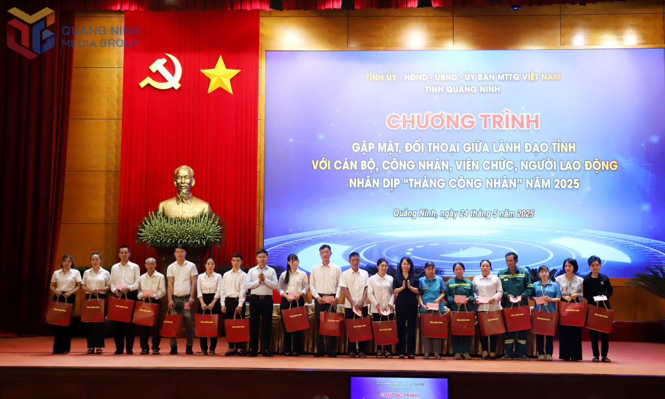 Hội nghị gặp gỡ, đối thoại giữa lãnh đạo tỉnh với cán bộ, công nhân, viên chức, người lao động 