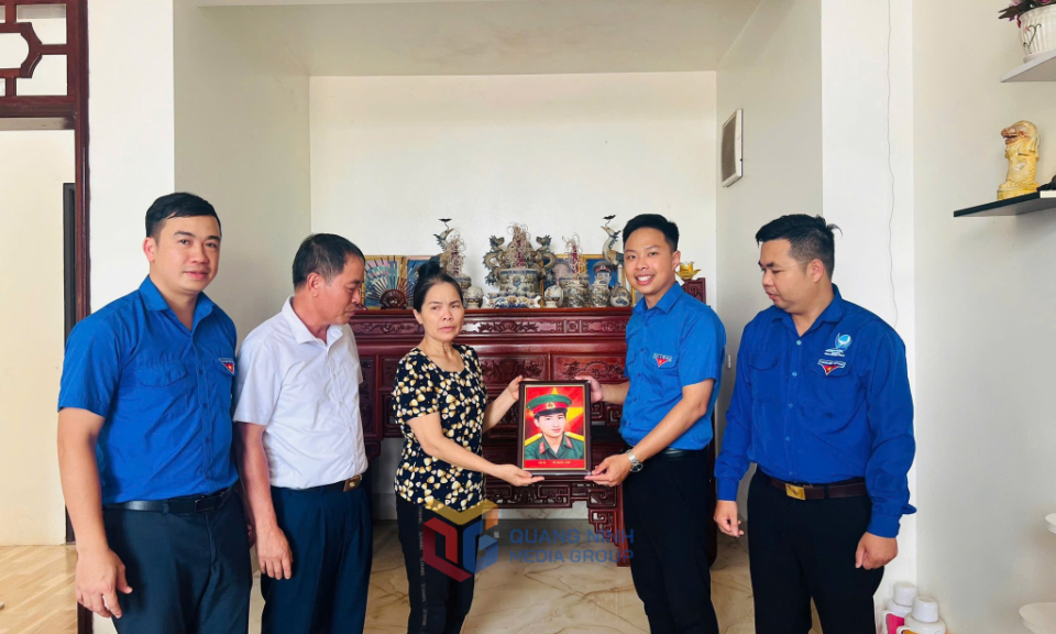 “Tô màu ký ức” - Hành trình tri ân của một thế hệ biết ơn
