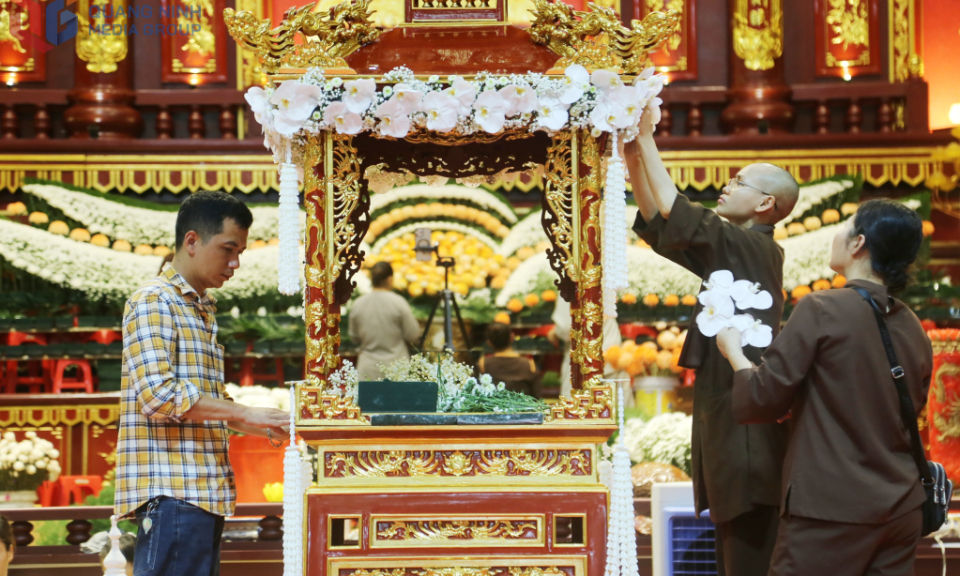 准备迎请、安奉佛陀舍利