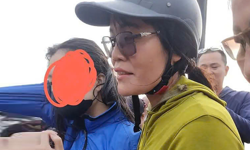 Khen thưởng cô giáo ở Nam Định lao mình xuống sông cứu nữ sinh đuối nước