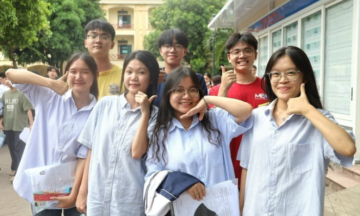 Thi tốt nghiệp THPT 2025: Ký cam kết bảo vệ đề, hỗ trợ học sinh 'chạy nước rút' 