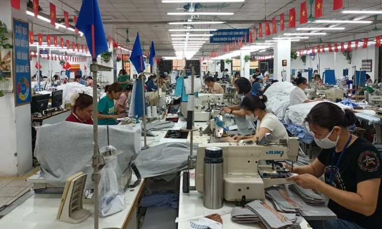 Dồn lực sản xuất, thúc đẩy tăng trưởng dệt may