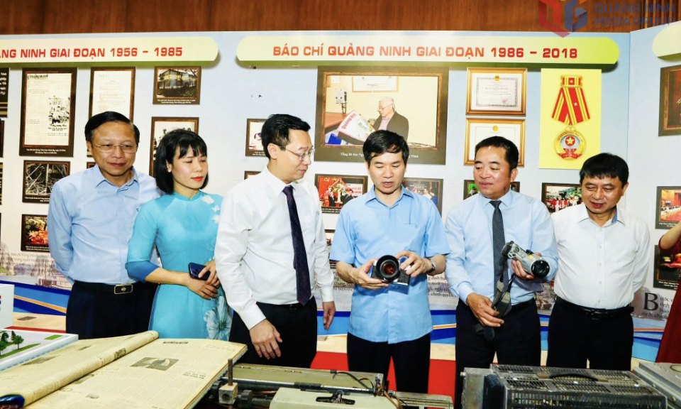 Một thế kỷ tự hào
