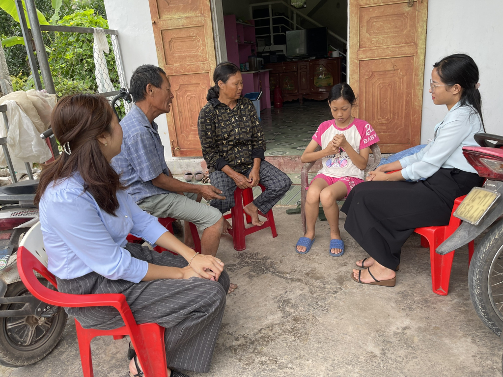 Thăm em Trần Thị Minh Ngọc (SN 2013)