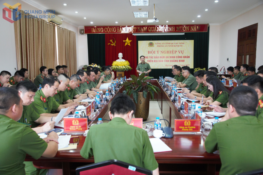 Hội nghị hội ý nghiệp vụ Công an tỉnh tổ chức 5/2025 nhằm tăng cường công tác bảo đảm an ninh công nhân trên địa bàn tỉnh.