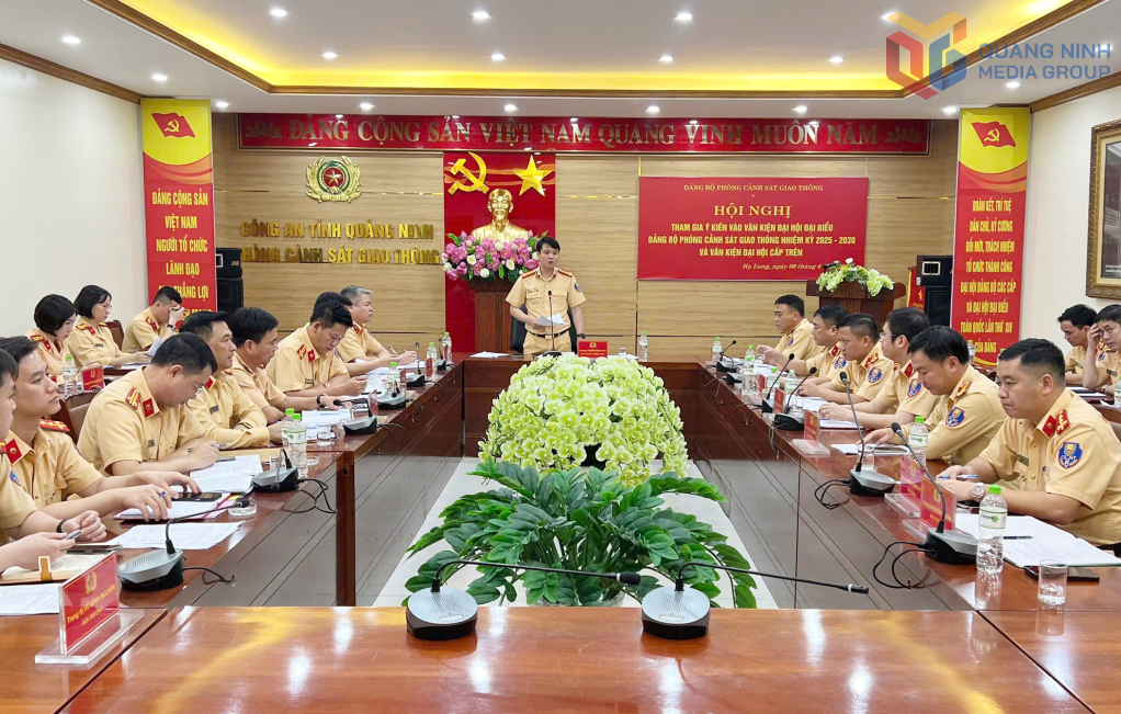 Hội nghị tham gia ý kiến vào văn kiện Đại hội Đảng bộ Phòng CSGT, nhiệm kỳ 2025-2030.