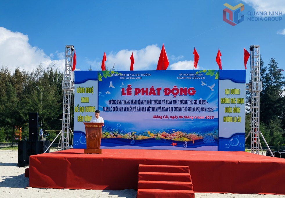 Lãnh đạo UBND TP Móng Cái phát biểu hưởng ứng háng hành động vì môi trường và Ngày Môi trường Thế giới.