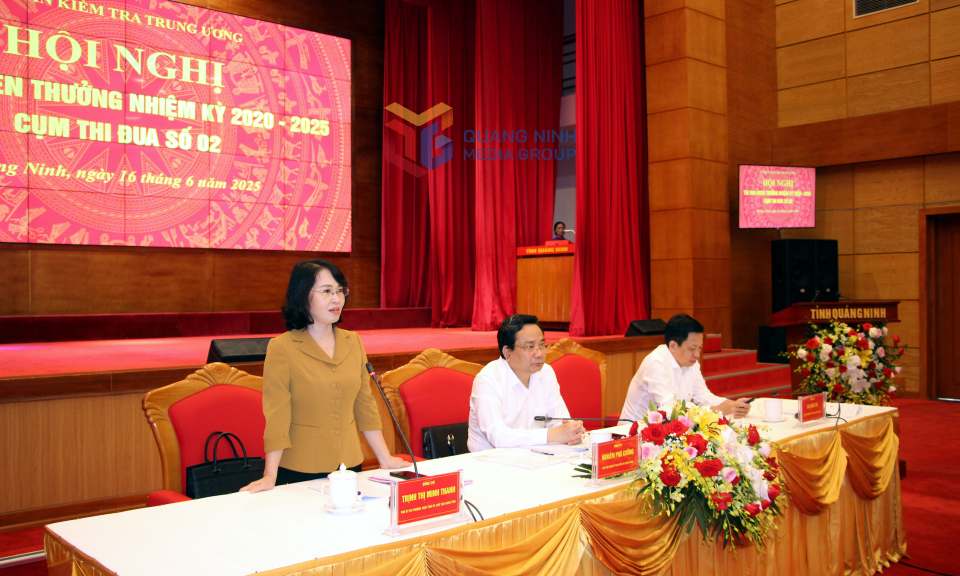 Đồng chí Trịnh Thị Minh Thanh, Phó Bí thư Thường trực Tỉnh ủy, Chủ tịch HĐND tỉnh, phát biểu tại hội nghị.