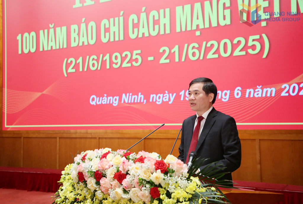 Đồng chí Vũ Quyết Tiến, Phó Bí thư Tỉnh ủy, phát biểu tại lễ kỷ niệm.