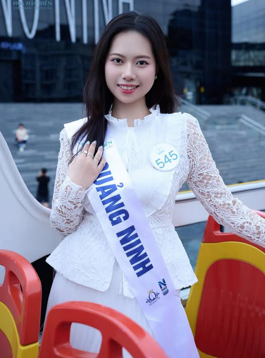 Thí sinh Ngô Thu Phương sở hữu chiều cao 166cm, số đo 86-65-96.