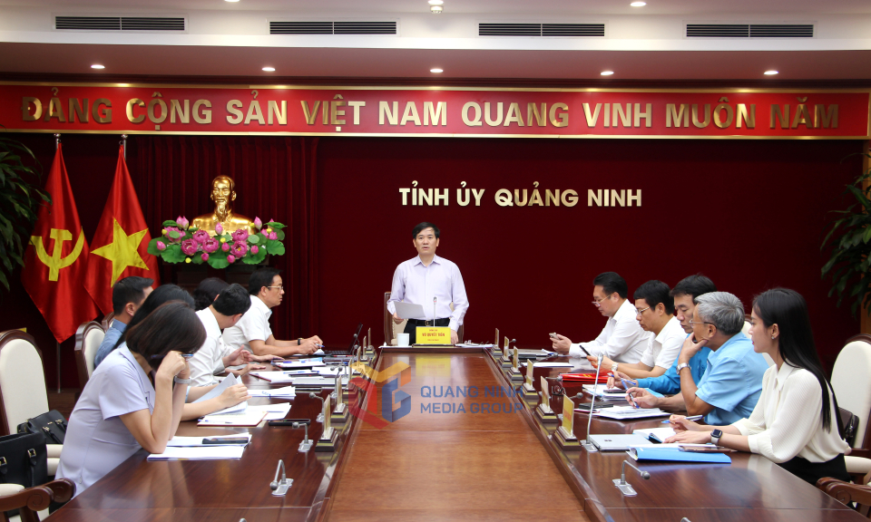 Đồng chí Vũ Quyết Tiến, Phó Bí thư Tỉnh ủy, phát biểu kết luận.