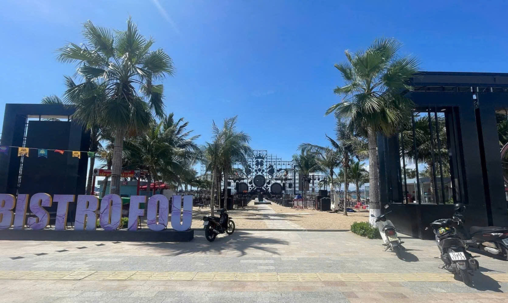 Quán bar Bistro Fou, nơi xảy ra vụ việc.