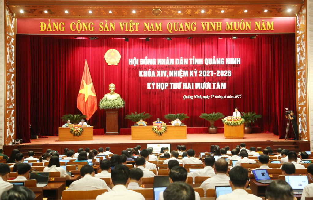Quang cảnh Kỳ họp.