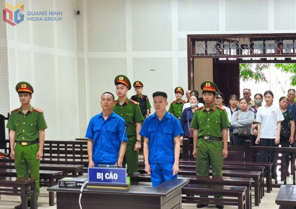 Các bị cáo tại tòa.