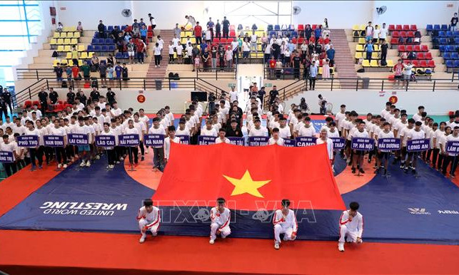 Hơn 500 vận động viên tham gia giải Vô địch các lứa tuổi trẻ vật cổ điển, vật tự do quốc gia 