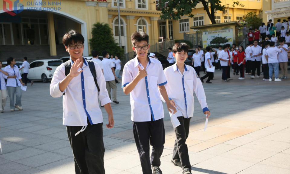 Nhìn lại Kỳ thi tuyển sinh lớp 10 hệ không chuyên năm học 2025 - 2026