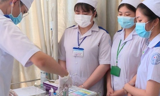 Yêu cầu trình độ đào tạo của viên chức y tế hạng IV