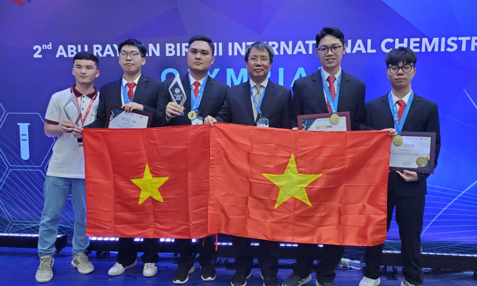 Học sinh Quảng Ninh giành Huy chương Bạc Olympic Hóa học quốc tế 