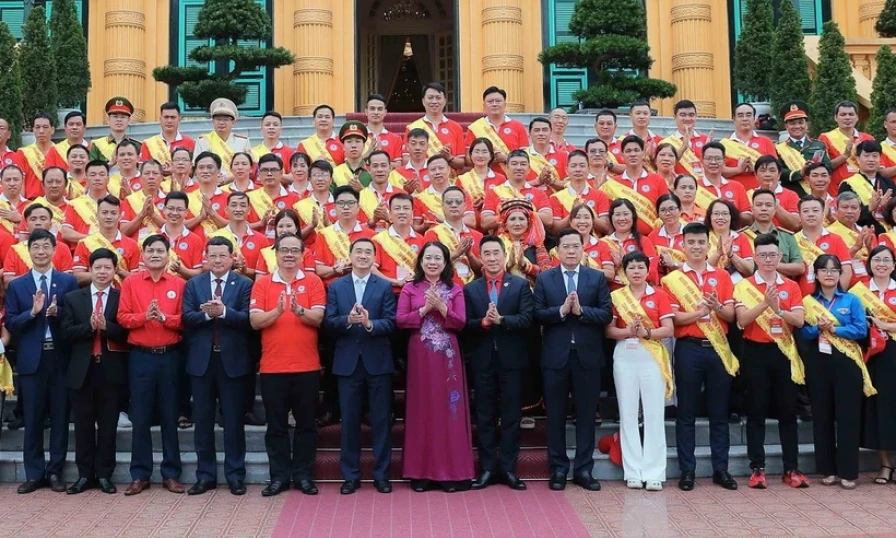 Phó Chủ tịch nước: Lan tỏa gương người tốt trong phong trào hiến máu tình nguyện