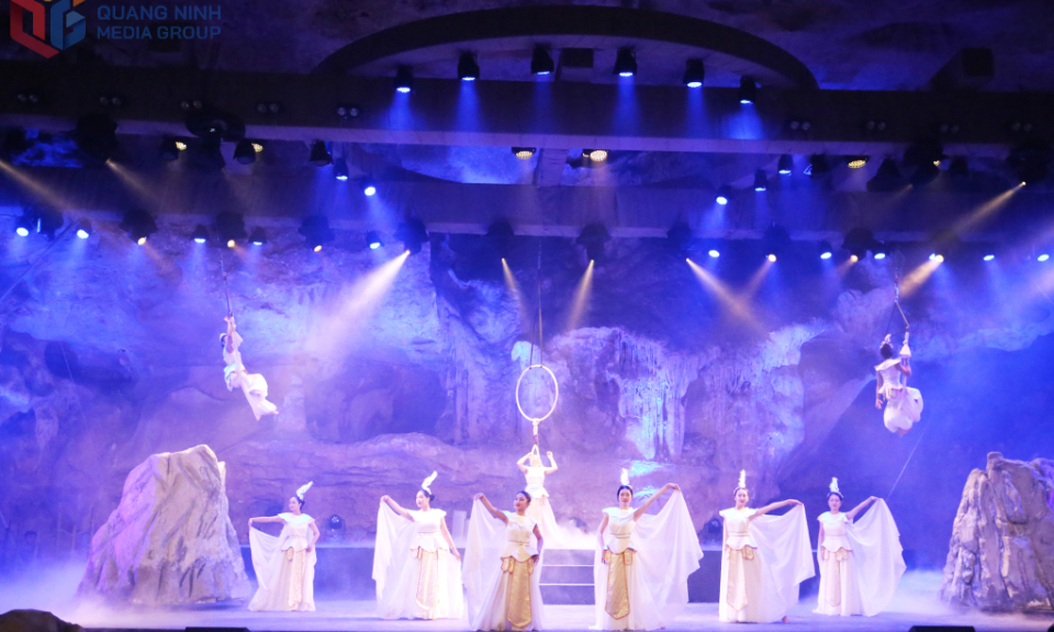 Ra mắt show diễn thực cảnh trong hang động “Đi tìm dấu ngọc” 