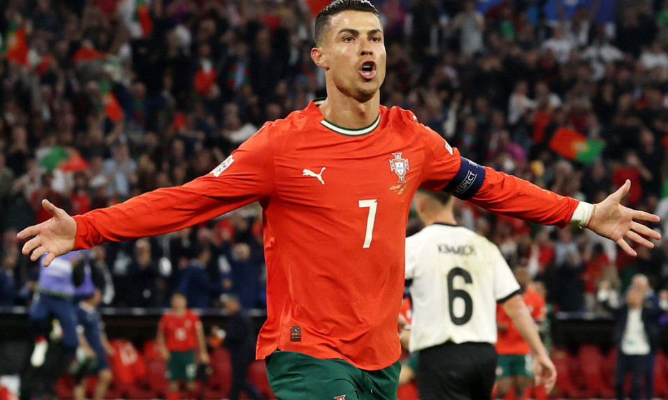 Ronaldo ghi bàn giúp Bồ Đào Nha hạ Đức, vào chung kết Nations League