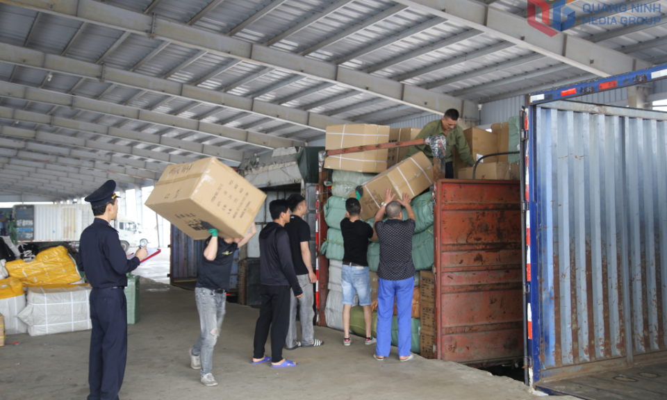 TP Móng Cái: Phục vụ tốt hoạt động xuất nhập khẩu qua địa bàn