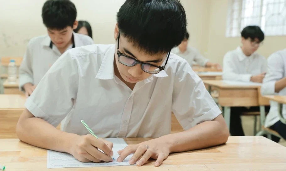 Trường đại học đột ngột bỏ khối C: Bộ GD-ĐT đề nghị điều chỉnh, đảm bảo quyền lợi thí sinh