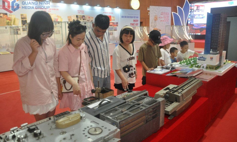 Chuyện về những kỷ vật của người làm báo
