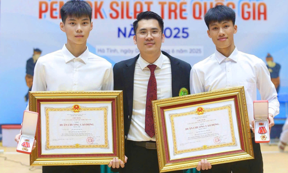 2 VĐV Pencak Silat Quảng Ninh được Chủ tịch nước trao tặng Huân chương Lao động
