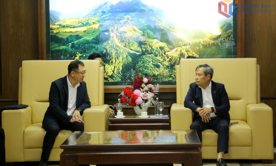 Đồng chí Bí thư Tỉnh ủy tiếp xã giao Hiệp hội Xúc tiến Phát triển Khu công nghiệp Tô Châu (Trung Quốc)