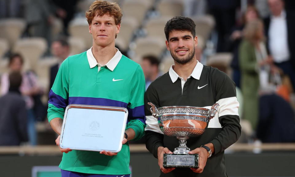 Ngược dòng kinh điển hạ Sinner, Alcaraz vô địch Roland Garros
