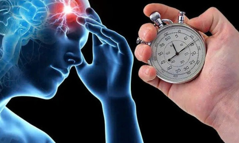 Đau đầu kéo dài, coi chừng cục máu đông trong não