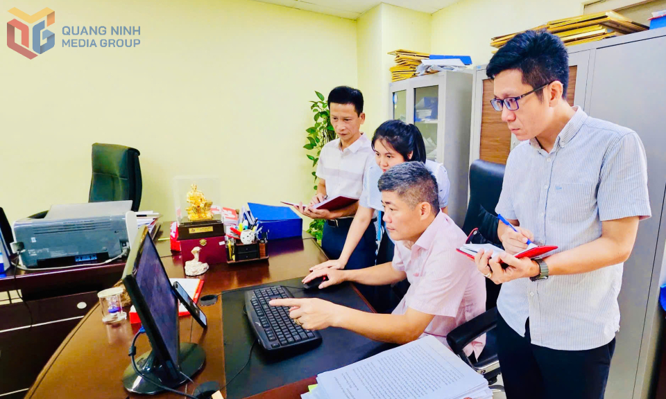 Định hướng thông tin, dư luận