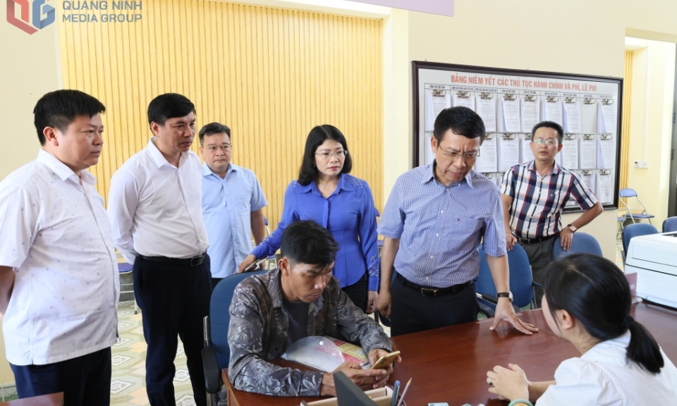Trưởng Ban Tuyên giáo và Dân vận Tỉnh ủy kiểm tra công tác chuẩn bị vận hành đơn vị hành chính mới tại huyện Đầm Hà