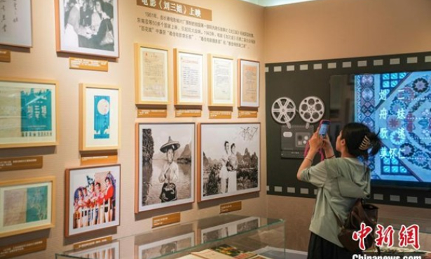 中国广西首次为“刘三姐”建立文化档案并举办展览 