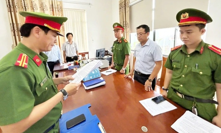 Bắt nguyên trưởng phòng bồi thường Trung tâm Phát triển quỹ đất TP Tam Kỳ