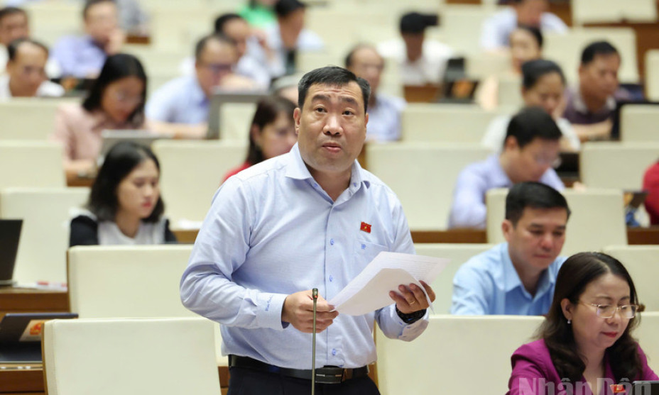 Tạo lập thể chế đặc thù, phát huy lợi thế để phát triển trung tâm tài chính quốc tế ở Việt Nam