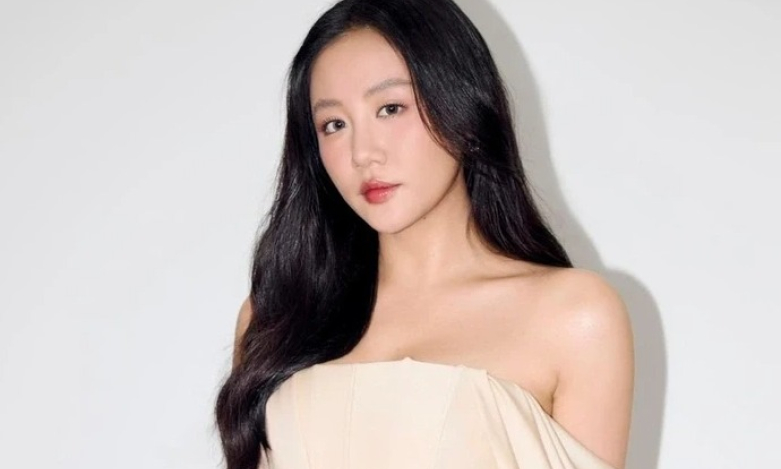 Văn Mai Hương xin lỗi vì đăng ảnh nhãn hàng sử dụng đường lưỡi bò