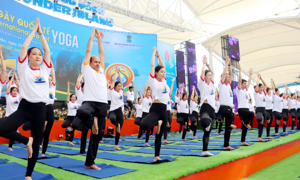 Ngày Quốc tế Yoga sẽ diễn ra tại bãi tắm Hòn Gai sáng 22/6