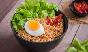 Sai lầm thường gặp khi dùng mì ăn liền và cách khắc phục